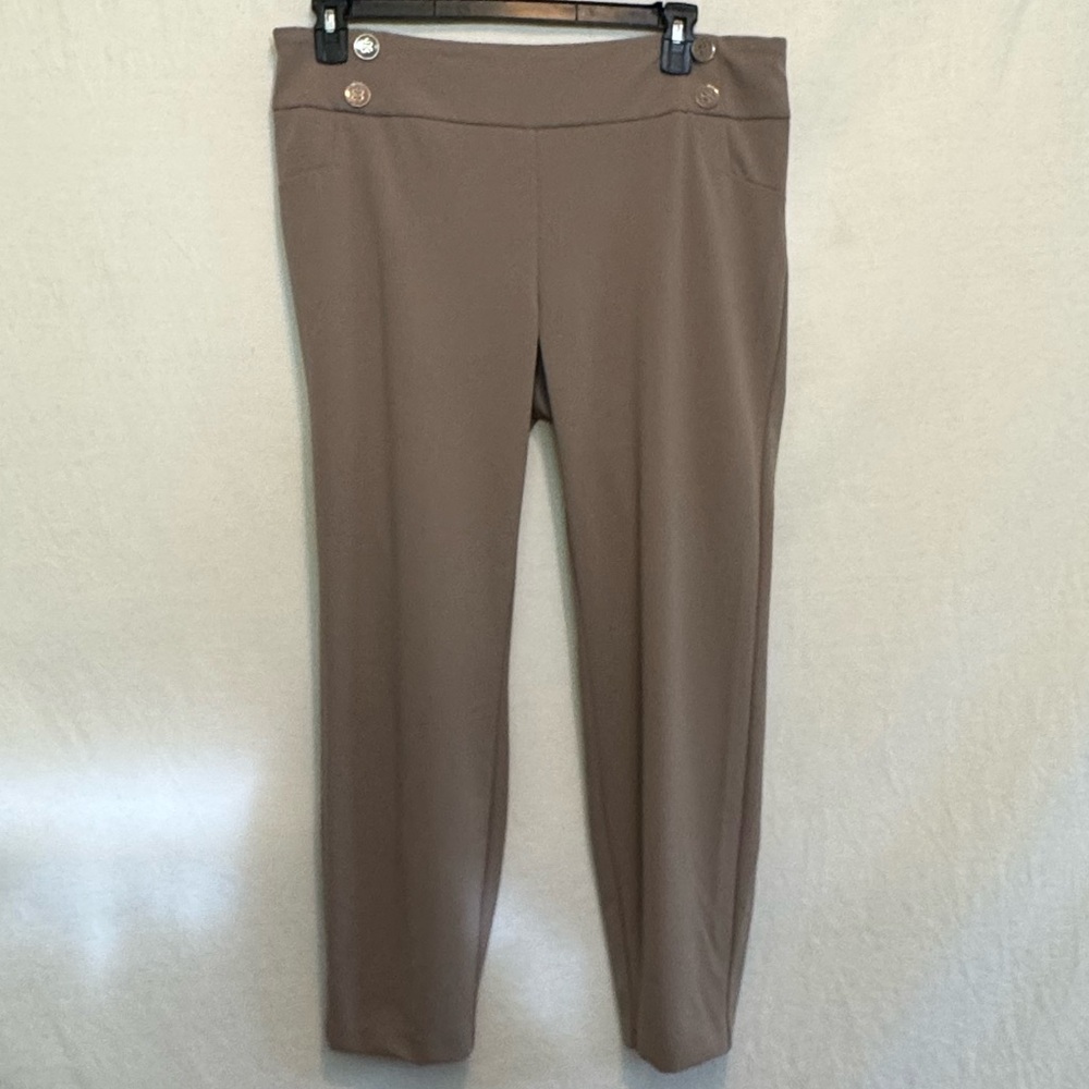 B-208 SoHo Tan Elastic Waist Pull On Cropped Pants Size XL - Picture 1 of 13